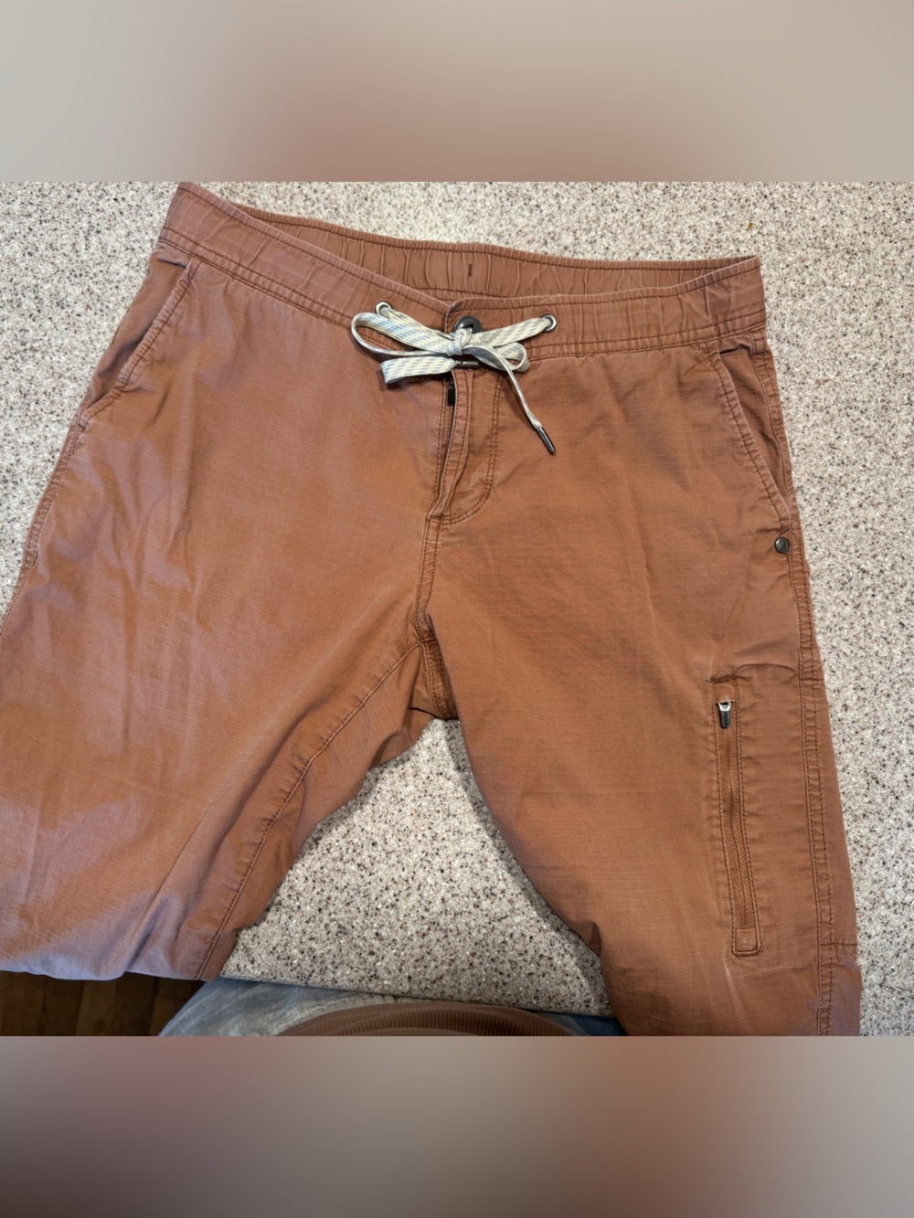 Vuori Ripstop Straight Leg Drawstring Pants - Rust - Picture 10 of 10